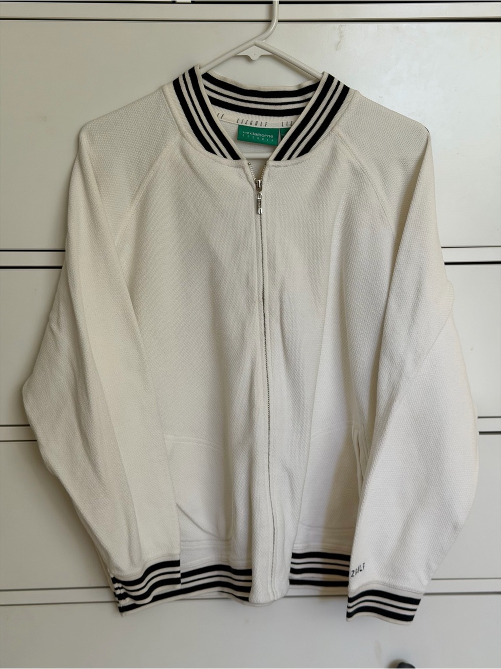 Liz Golf by Liz Claiborne vintage full zip bomber jacket. Womens size large.